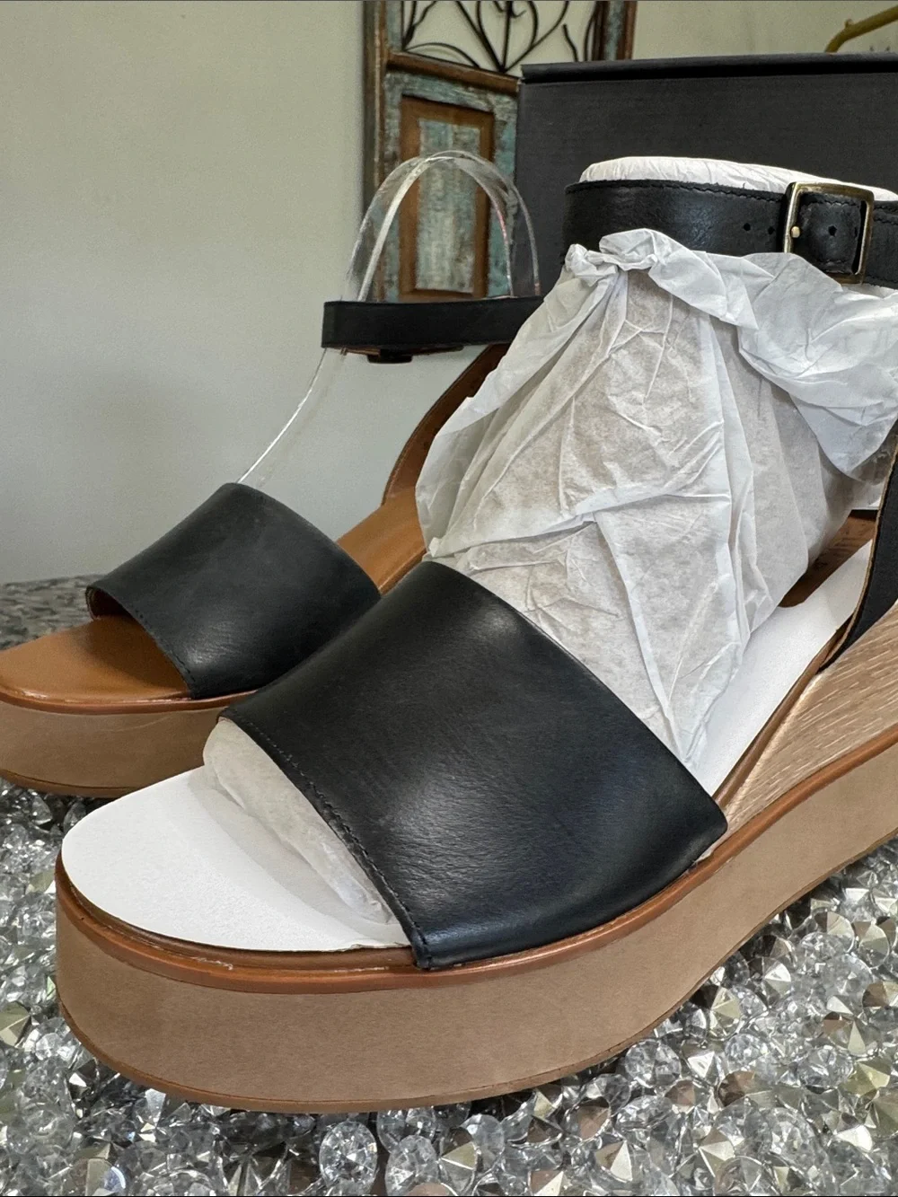 Naturalizer new box